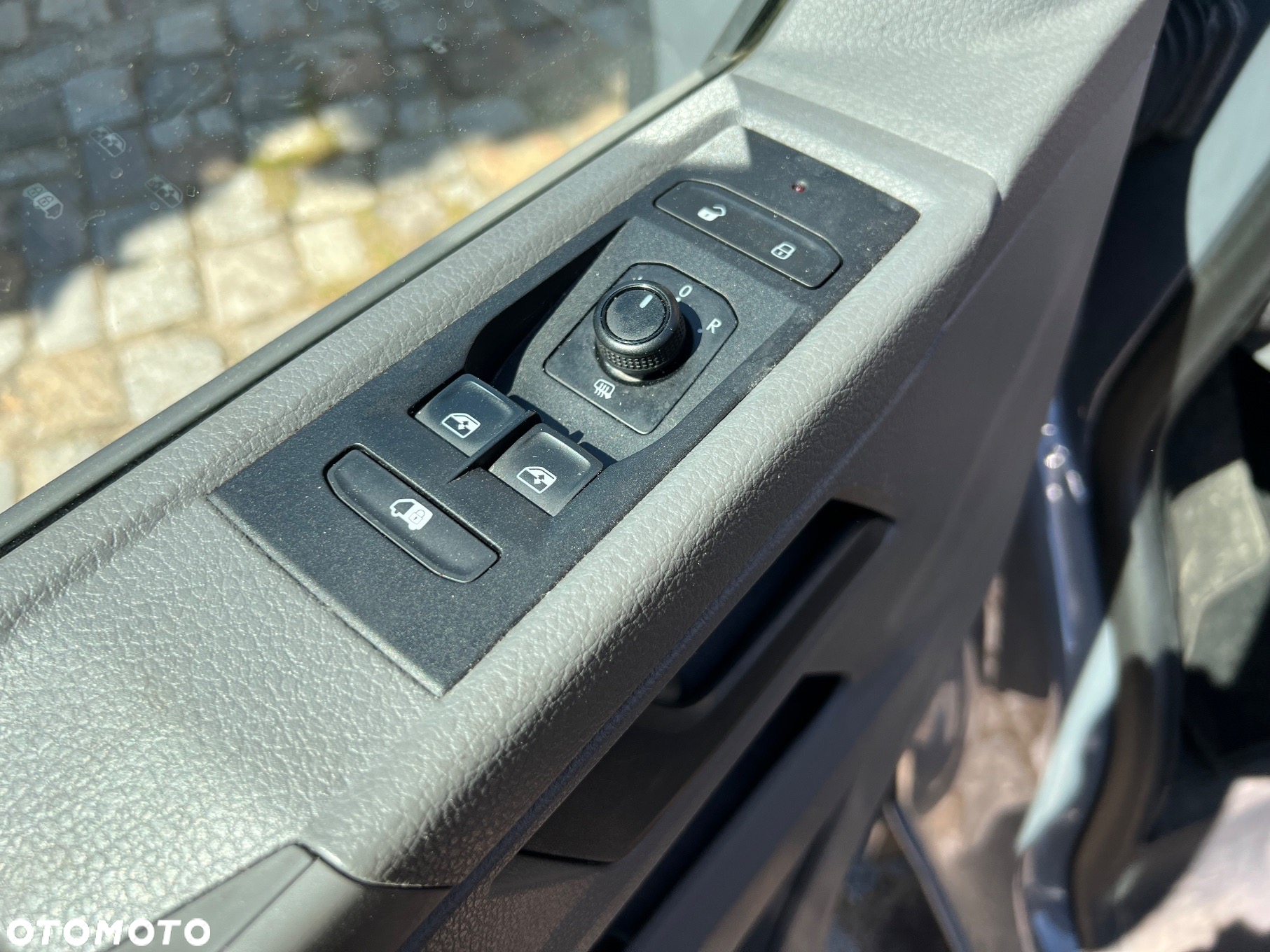 Volkswagen Transporter T6.1 - 30