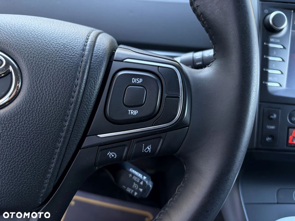 Toyota Verso 1.6 D-4D Prestige 7os - 25