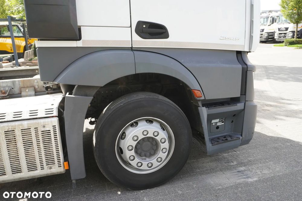 Mercedes-Benz Actros 2545 6×2 MP5 / FULL ADR / 2 sztuki - 13
