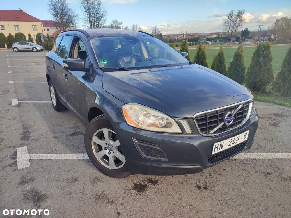Volvo XC 60 D3 Momentum - 24