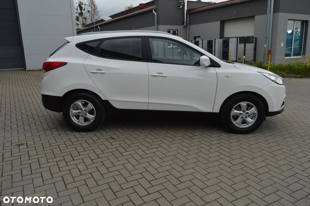 Hyundai ix35 1.7 CRDi 2WD Fifa World Cup Edition - 11