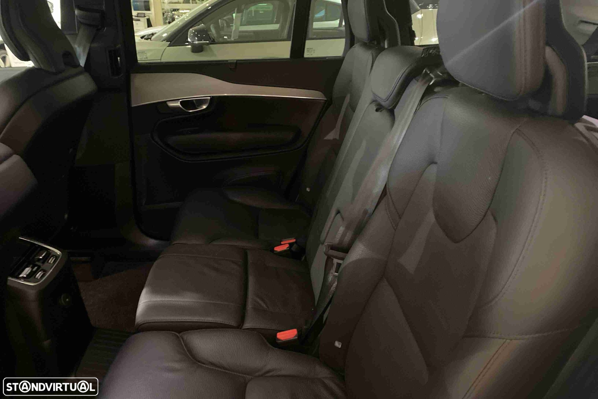 Volvo XC 90 2.0 T8 PHEV R-Design AWD - 10