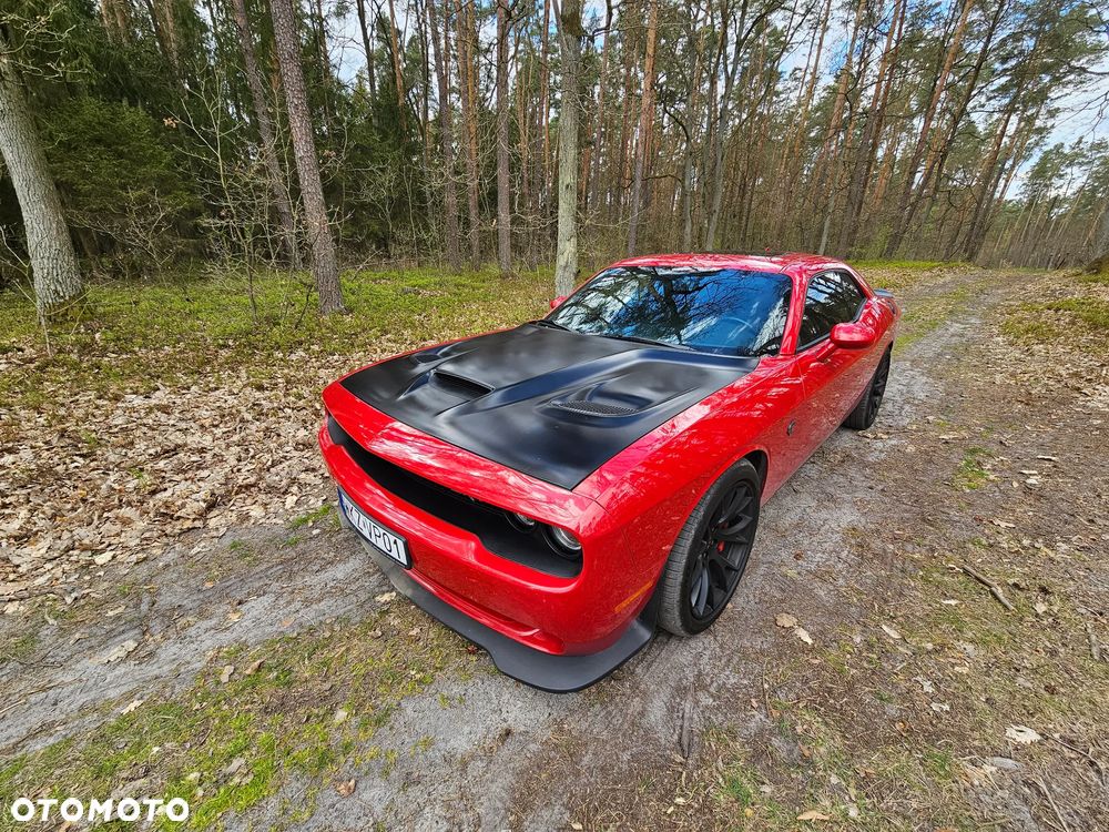 Dodge Challenger - 3