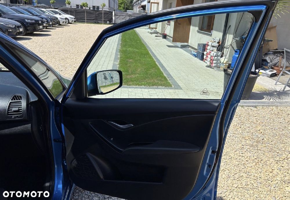 Hyundai ix20 1.4 blue - 26