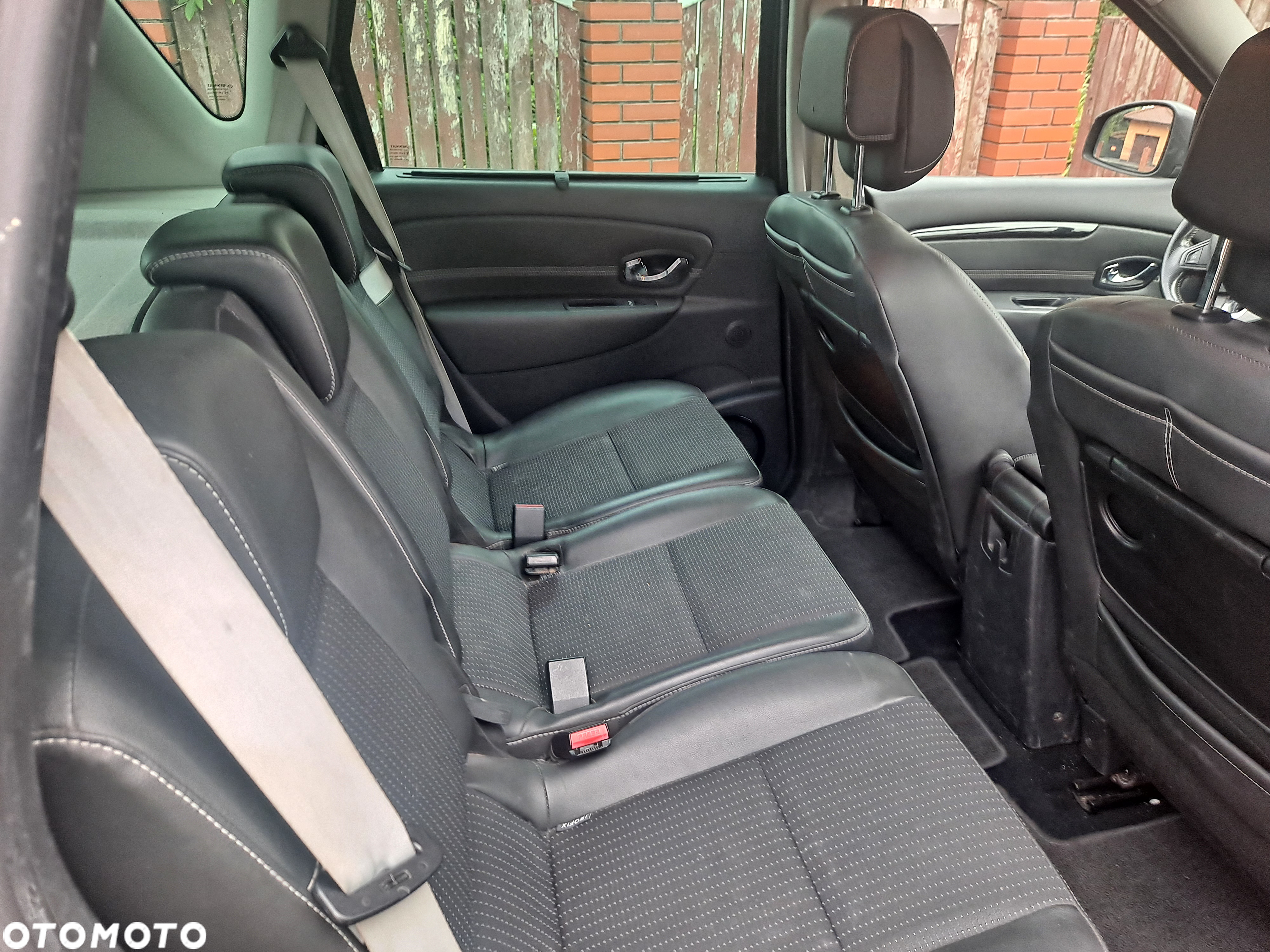 Renault Scenic 1.6 dCi Energy Bose - 18