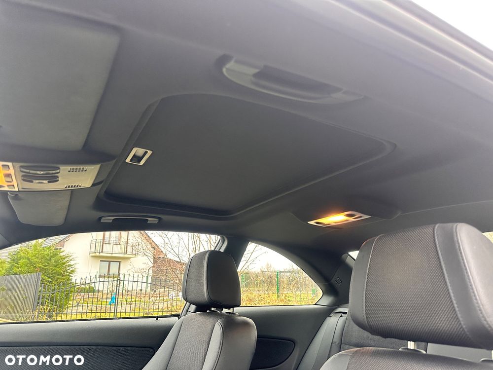 BMW Seria 1 120d DPF - 39