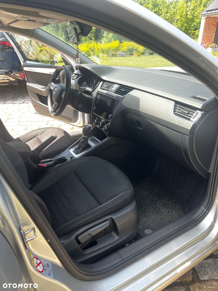 Skoda Octavia 1.5 TSI ACT Ambition DSG - 10