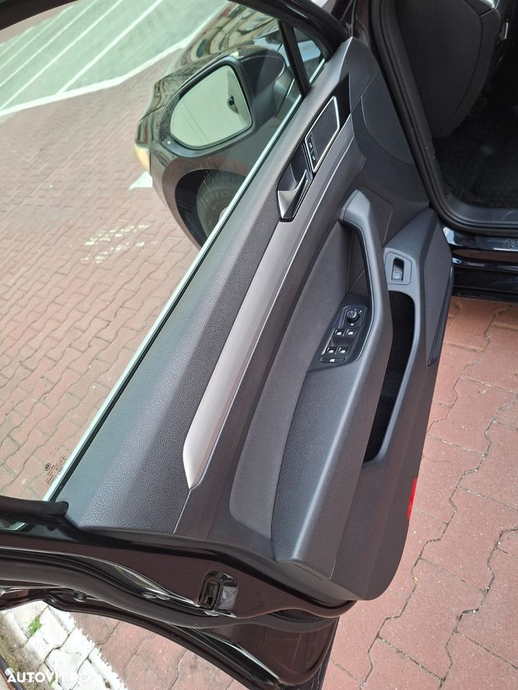 VOLKSWAGEN Passat 2015 — imagine 16