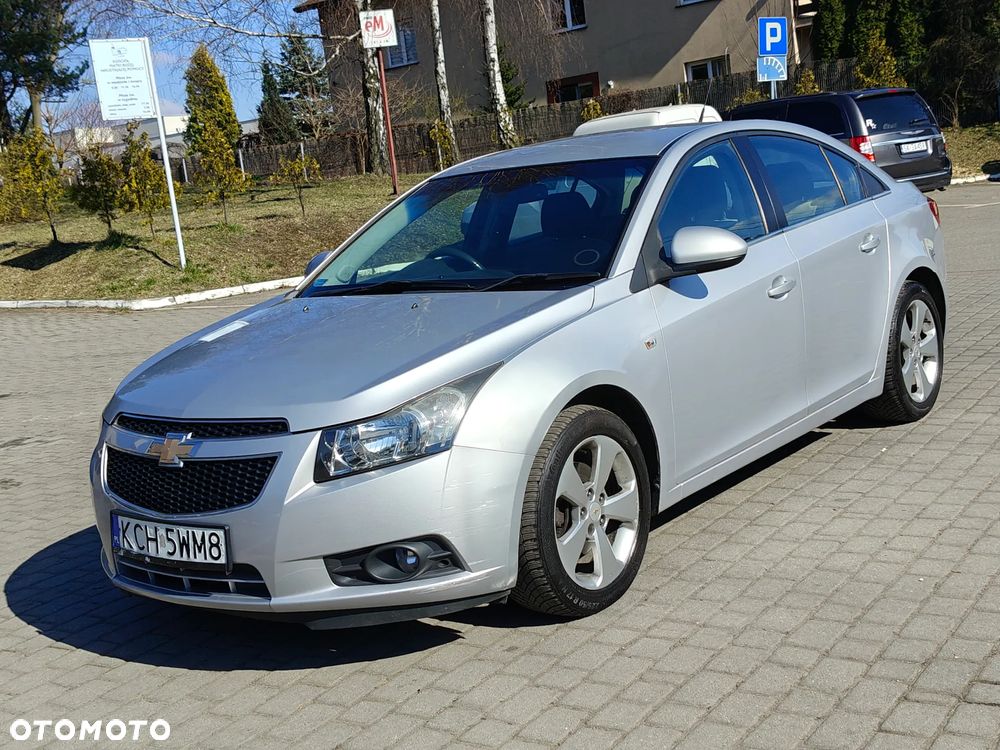 Chevrolet Cruze - 14