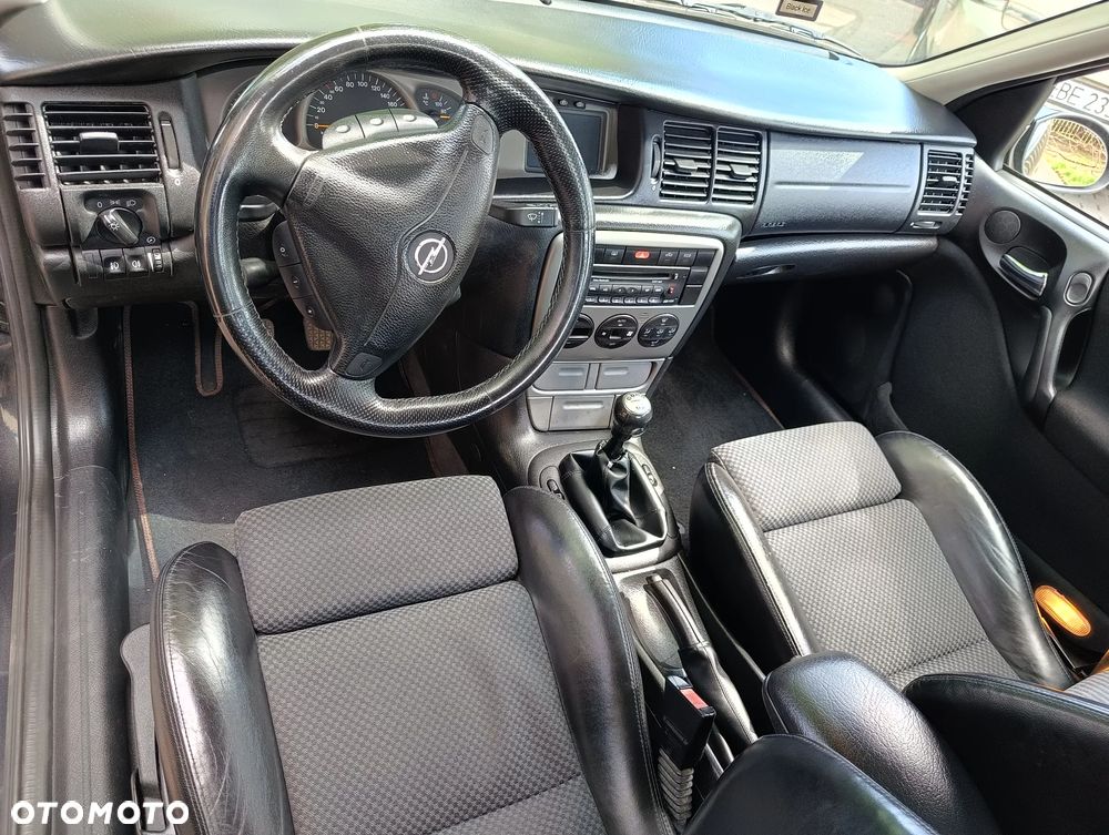 Opel Vectra - 6