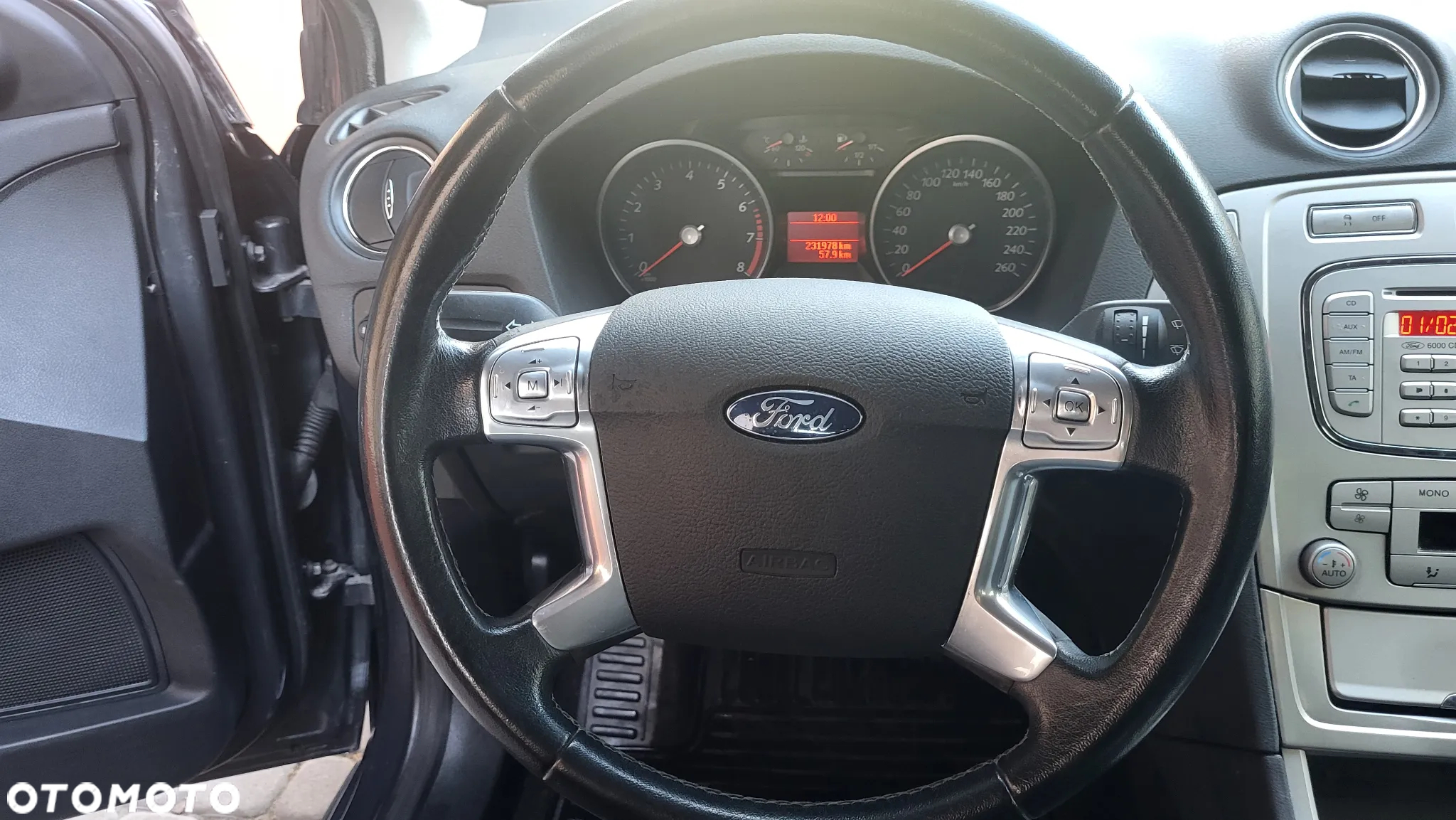 Ford Mondeo 2.0 Trend - 8