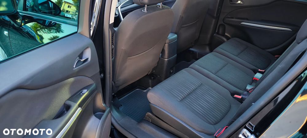 Opel Zafira - 13