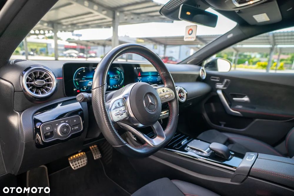 Mercedes-Benz Klasa A 180 d 8G-DCT Edition 2021 - 15
