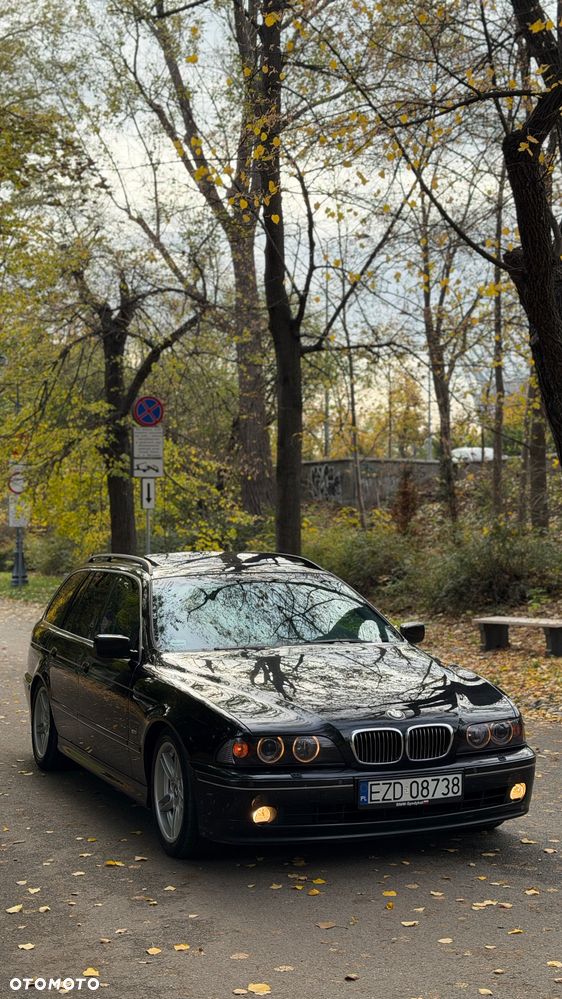 BMW 5 Series 2002 photo 3