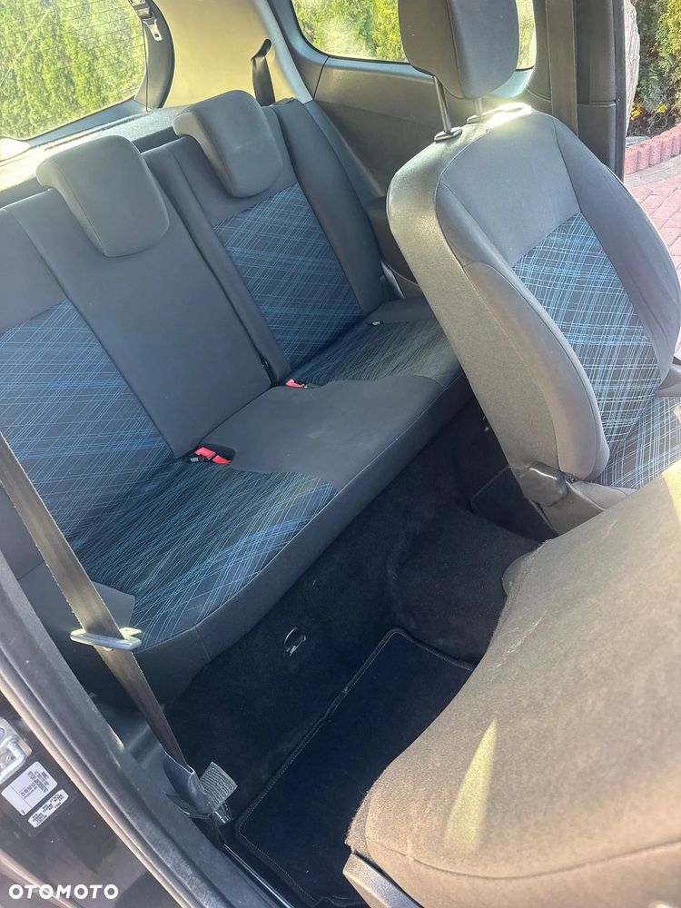 Renault Clio - 19