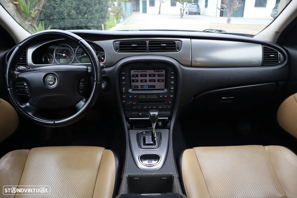 Jaguar S-Type 2.7 Twin Turbo Executive - 26