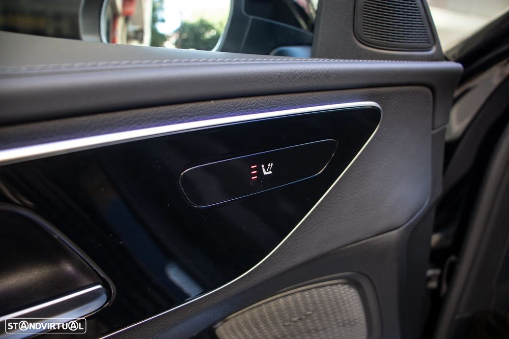 Mercedes-Benz C 300 de AMG Line - 6