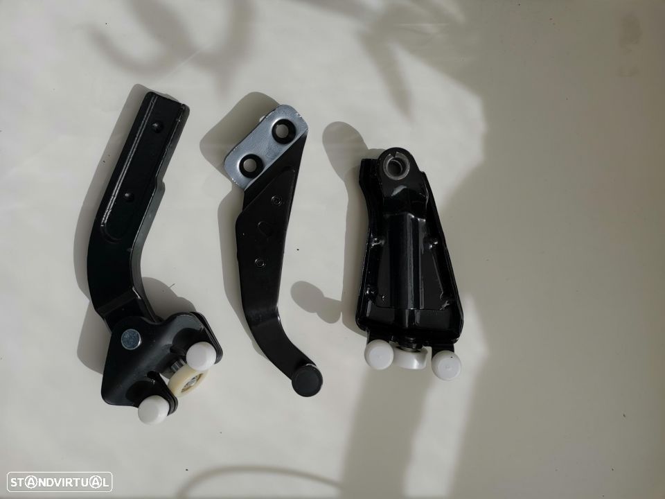 roletes rodízio dobradiça porta lateral mercedes Vito /viano 2003 a 2014 (novos) - 1