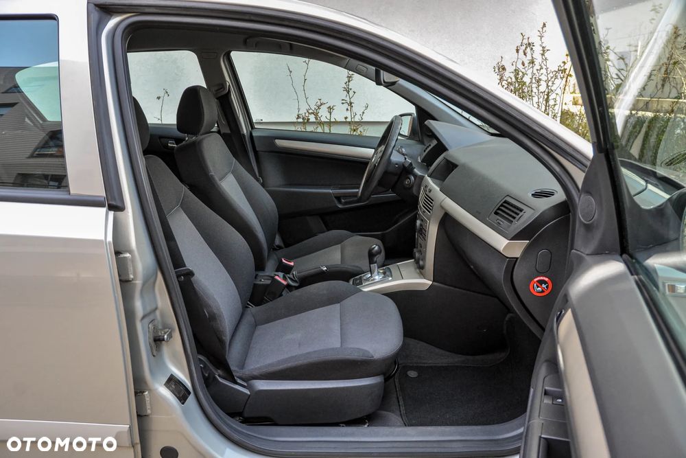 Opel Astra - 11