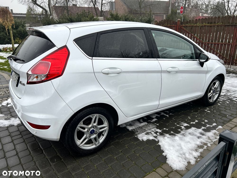 Ford Fiesta - 3
