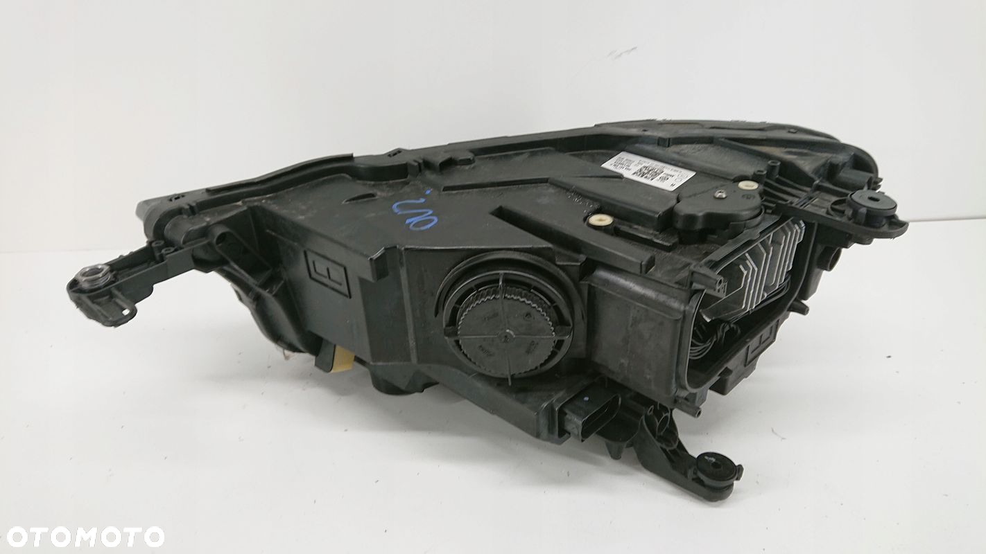 VW T-roc 2GA LED lampa prawa przednia - 8