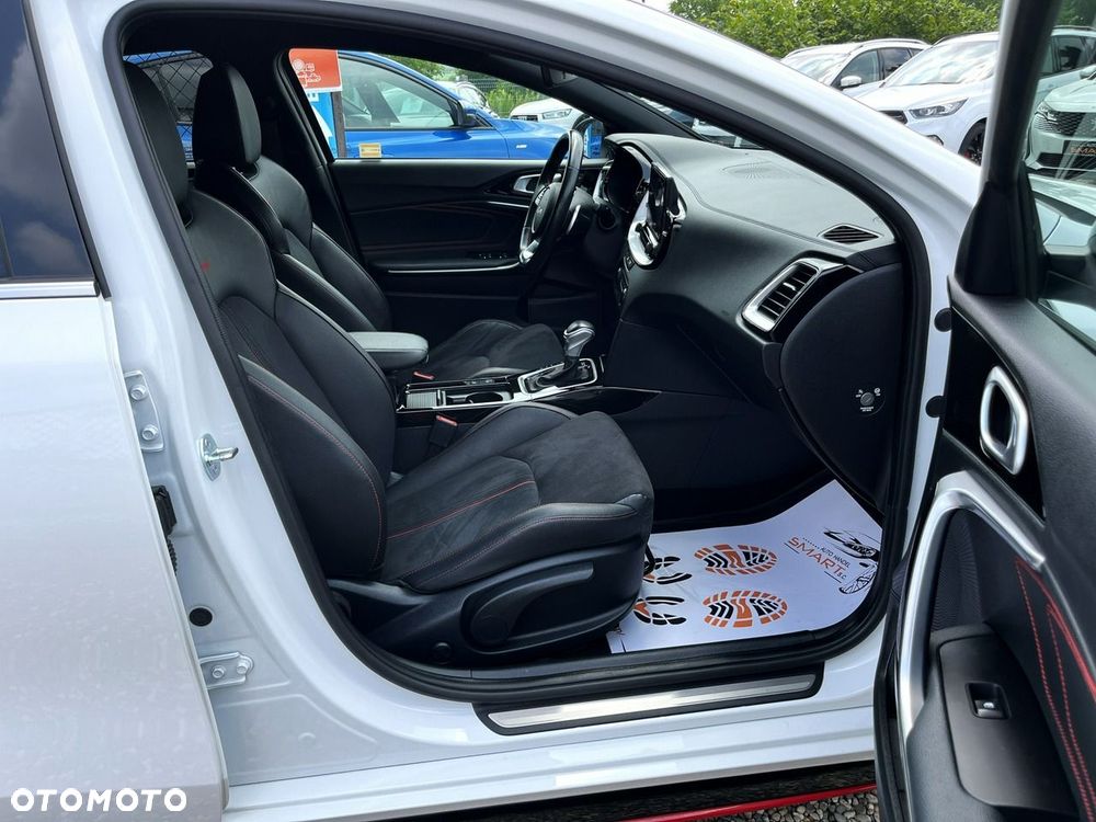 Kia ProCeed 1.6 T-GDI DCT7 OPF GT - 32