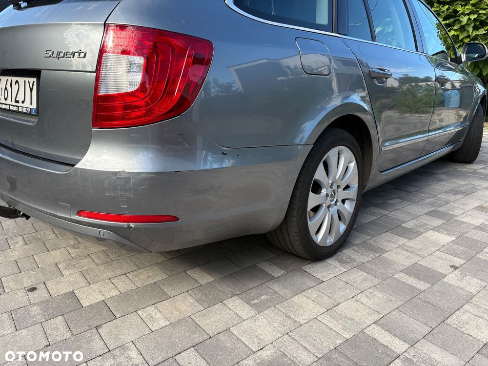Skoda Superb 2.0 TDI Elegance DSG - 7