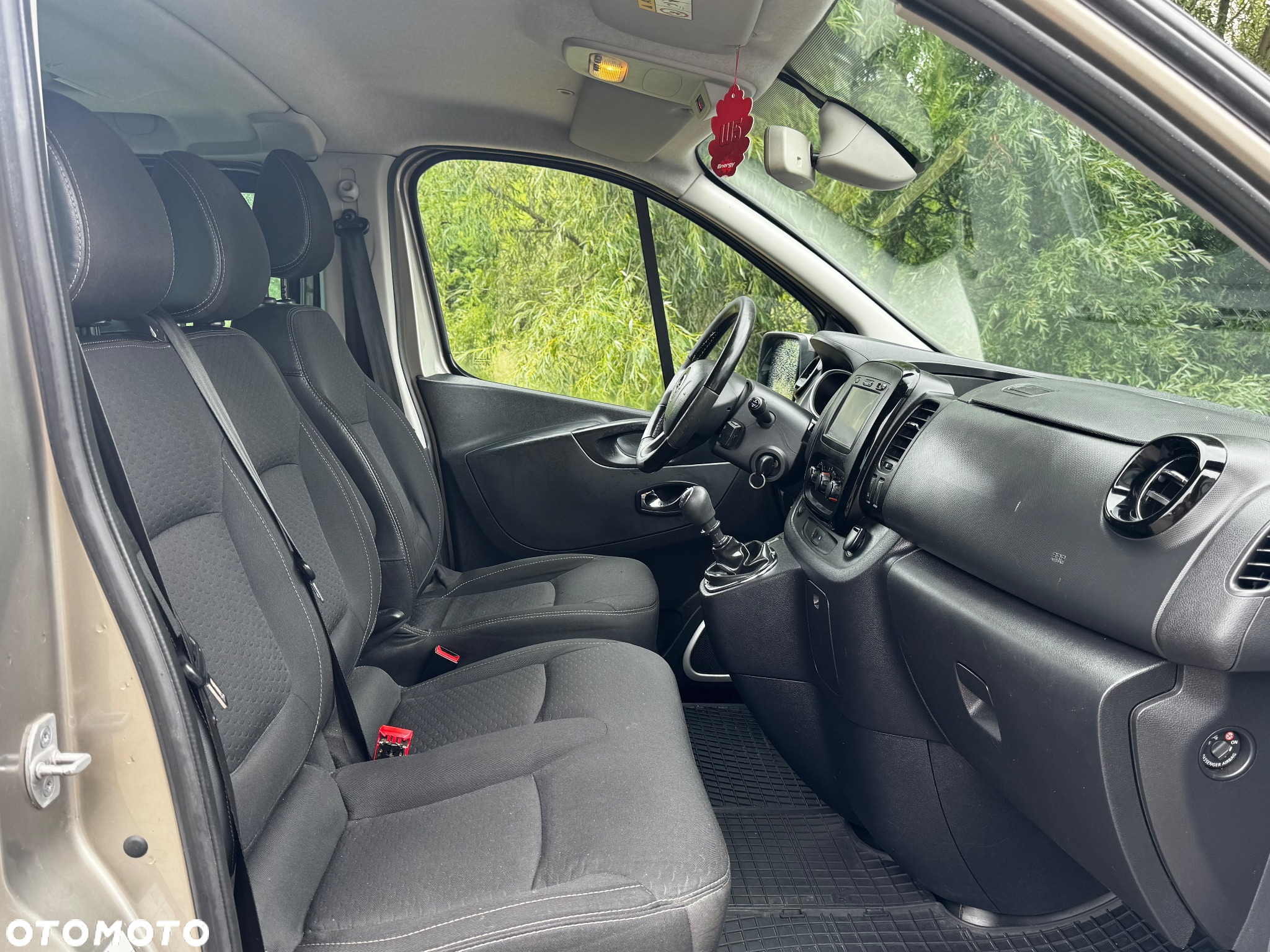 Opel Vivaro - 19