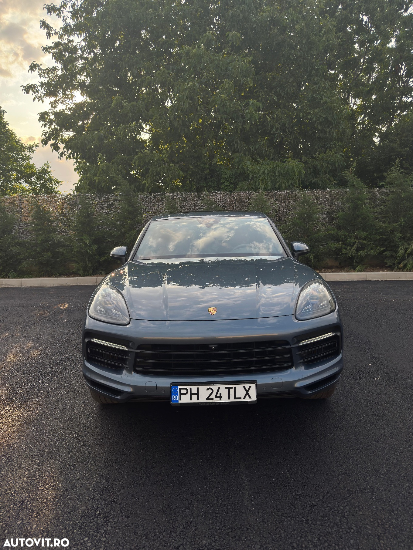 Porsche Cayenne S - 36