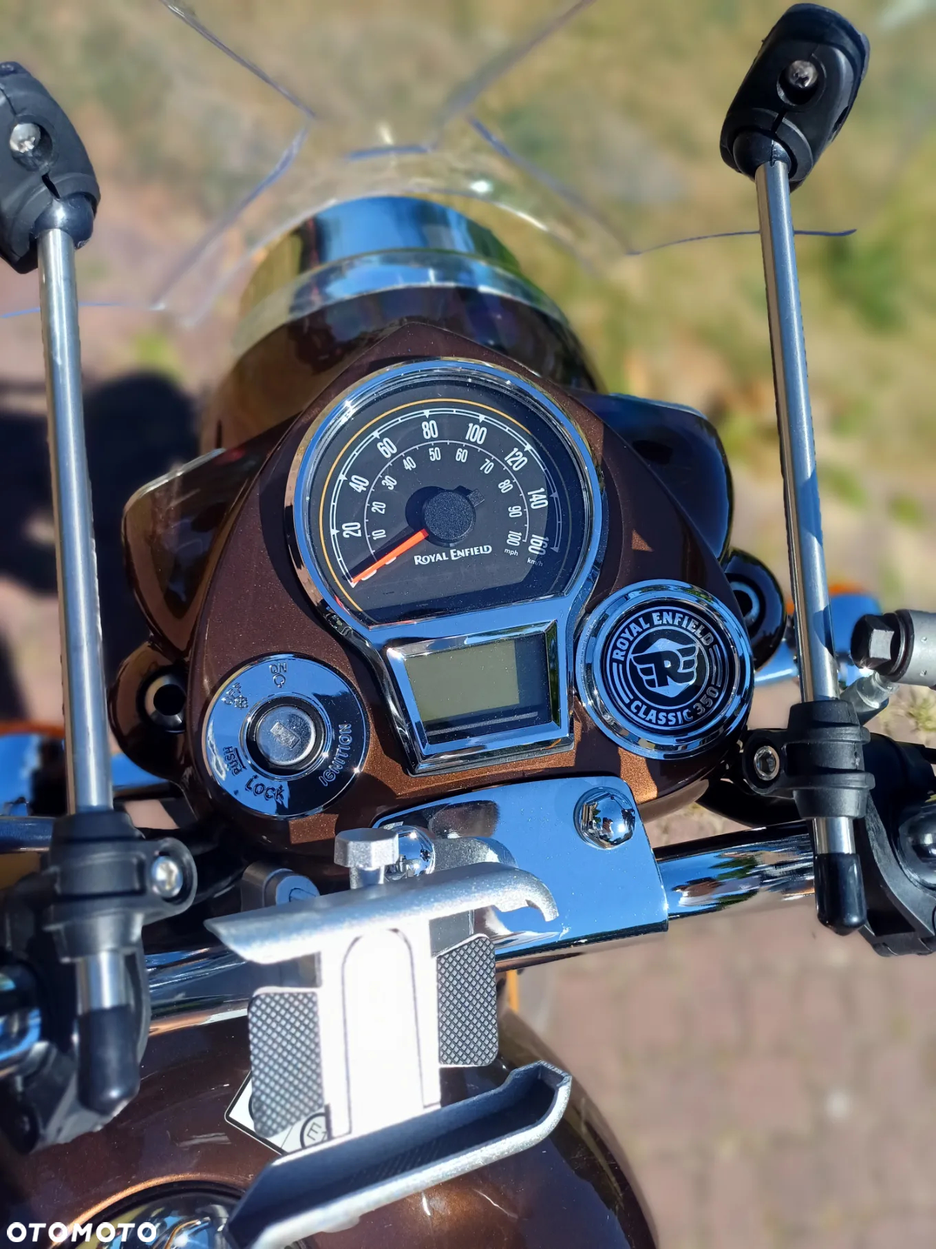 Royal Enfield Bullet 350 - 18