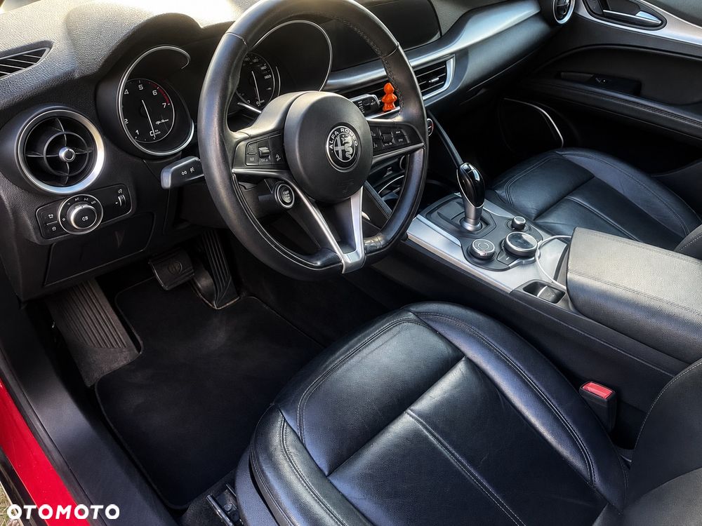 Alfa Romeo Stelvio 2.0 Turbo TI Q4 - 7