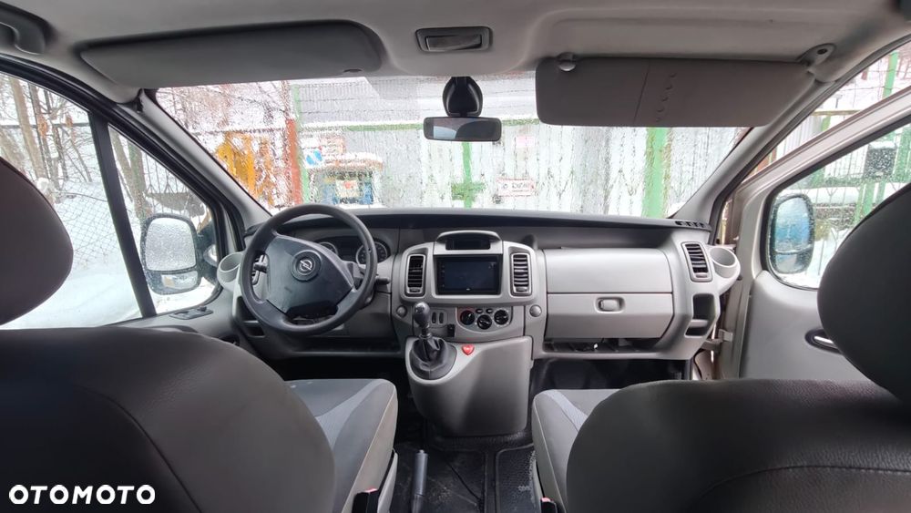 Opel Vivaro L1H1 2.7t - 17