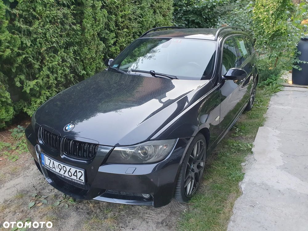 BMW Seria 3 330xi - 2
