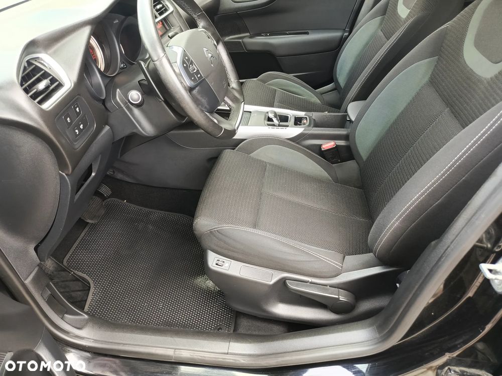 Citroën C4 e-HDi 115 ETG6 Exclusive - 7