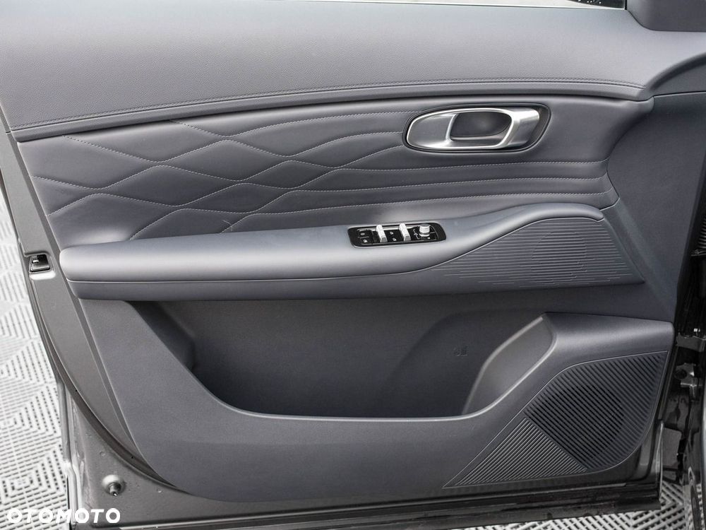 Geely Starray EM-i 1.5 PHEV Pro - 6
