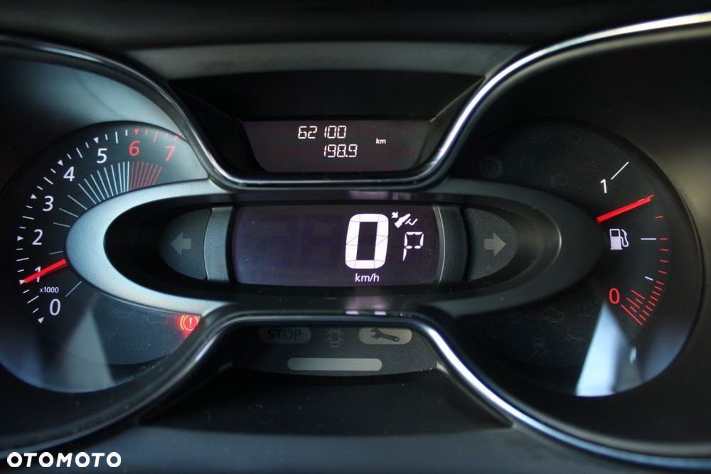 Renault Captur - 26