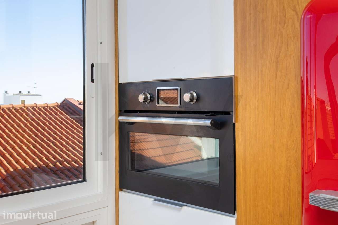 Apartamento T2 Renovado e Totalmente Mobilado – Olaias (Lisboa) - Grande imagem: 3/31