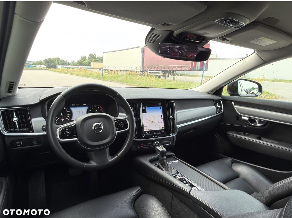 Volvo S90 T4 Geartronic Momentum Pro - 34