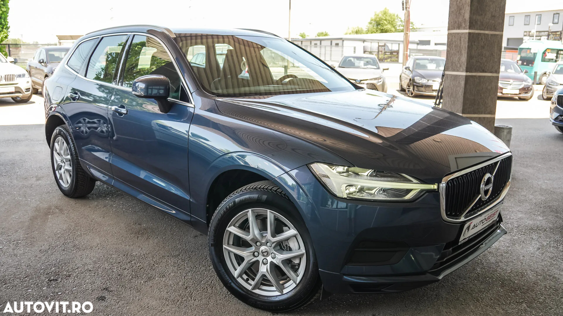 Volvo XC 60 D4 AWD Momentum - 28