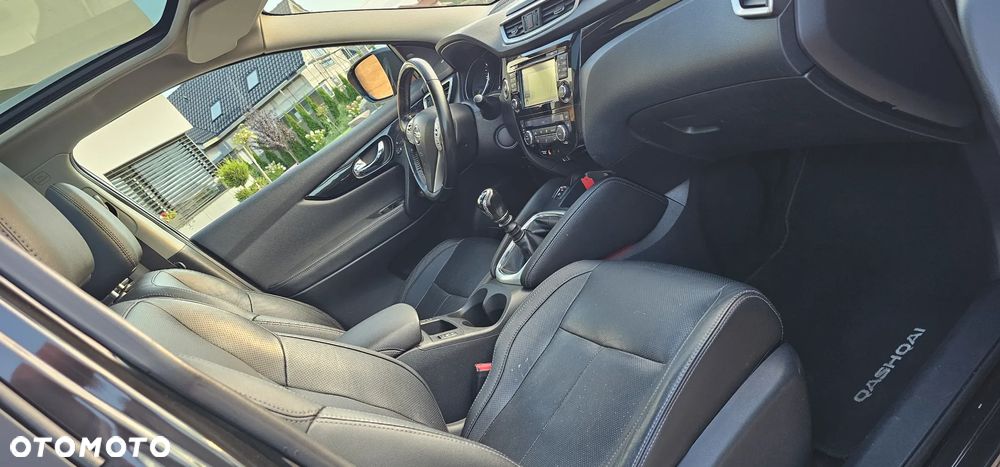 Nissan Qashqai 1.6 dCi TEKNA+ - 10