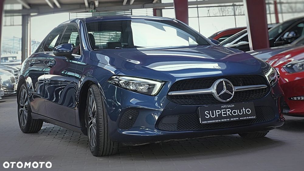 Mercedes-Benz Klasa A 180 7G-DCT - 3