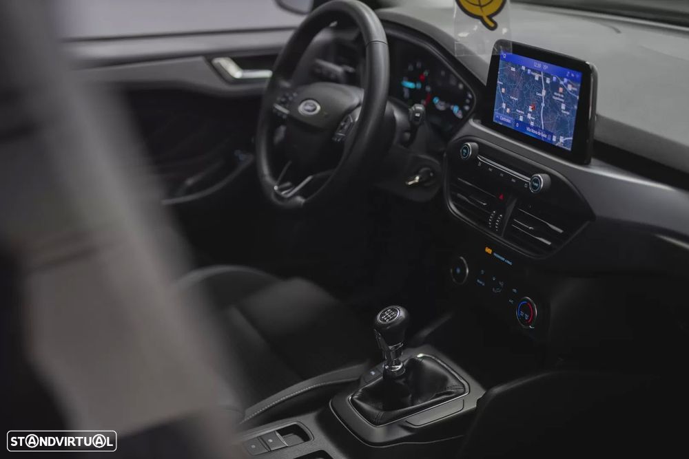 Ford Focus 1.5 TDCi ECOBlue Active - 5