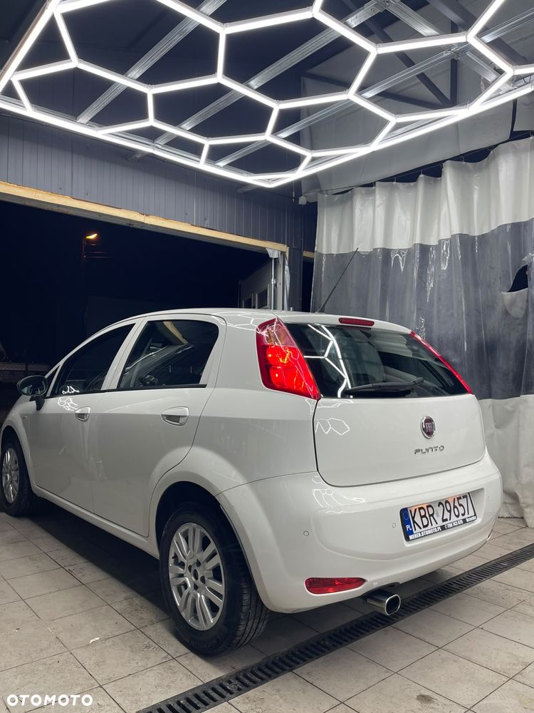 Fiat Punto 1.4 Easy S&S - 14