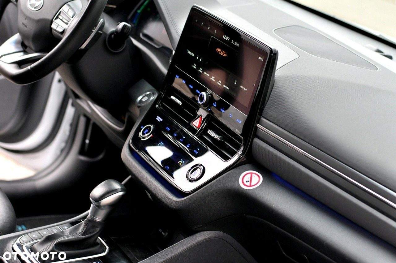 Hyundai IONIQ hybrid Premium - 16