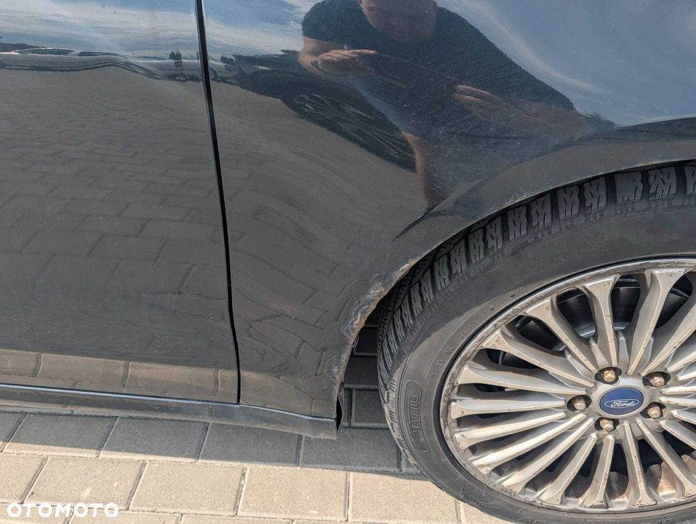 Ford Fusion - 8