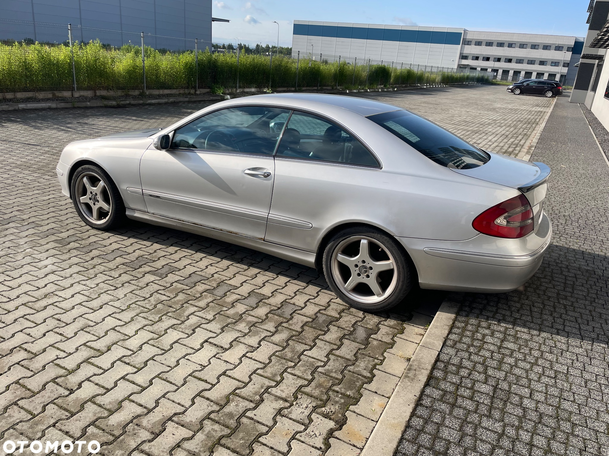 Mercedes-Benz CLK - 12