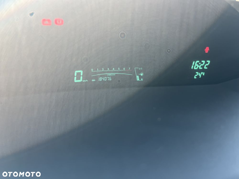 Toyota Yaris 1.3 Sol - 11