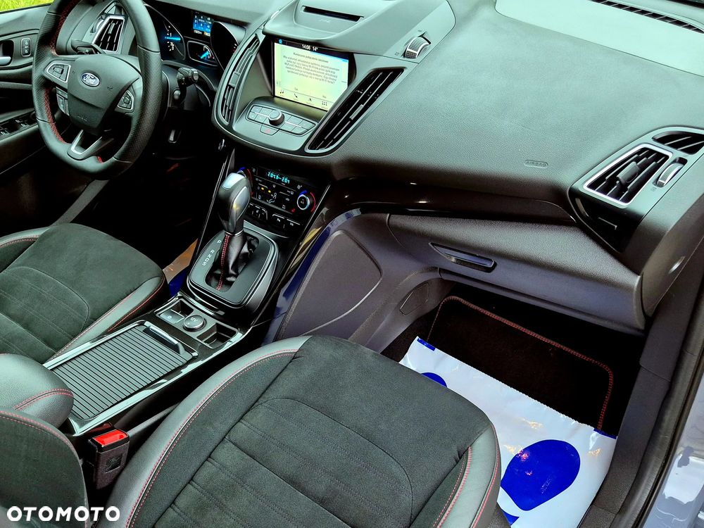 Ford Kuga 2.0 TDCi 4x4 ST-Line - 21