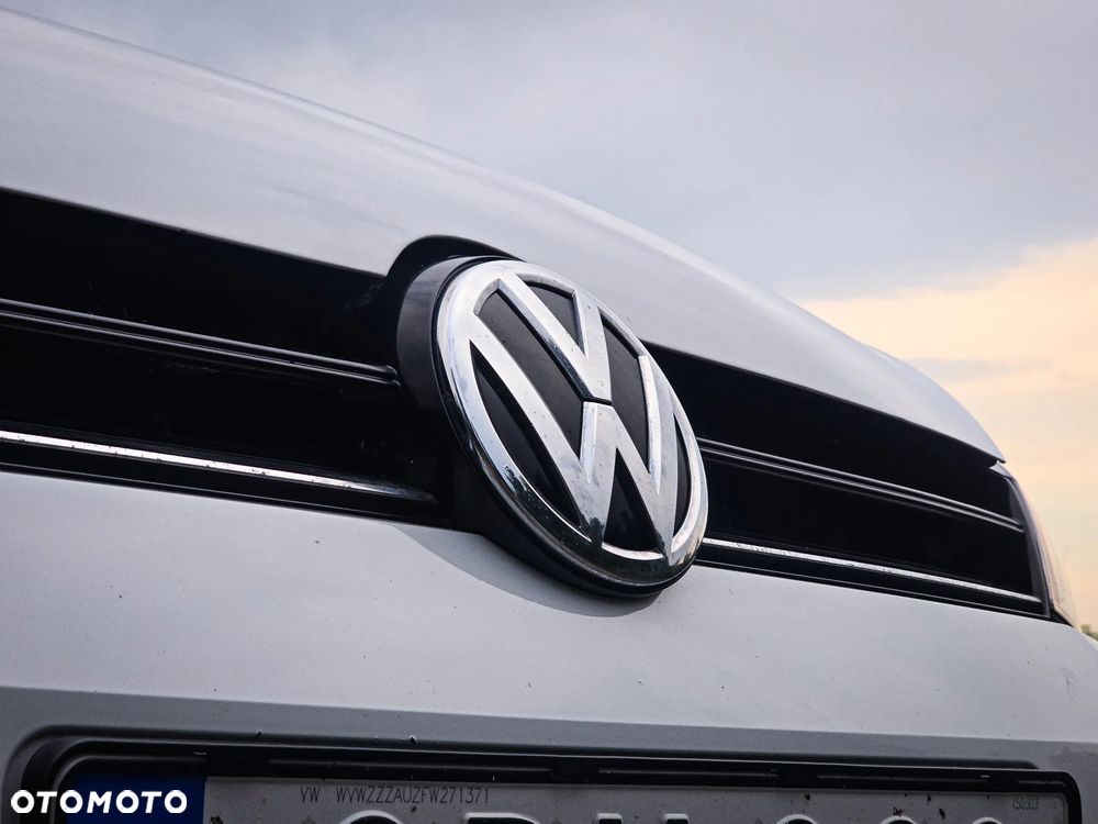 Volkswagen Golf - 4
