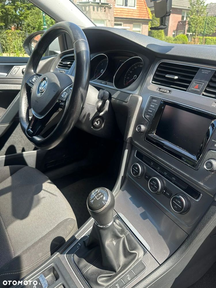 Volkswagen Golf 1.6 TDI BMT Comfortline - 12